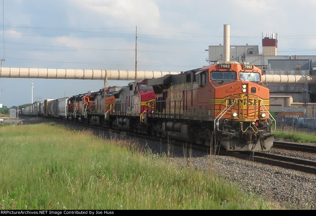 BNSF 7662 West